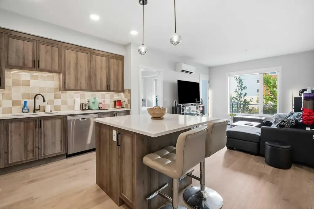 700 Shawnee Square SW Calgary AB T2Y0T6