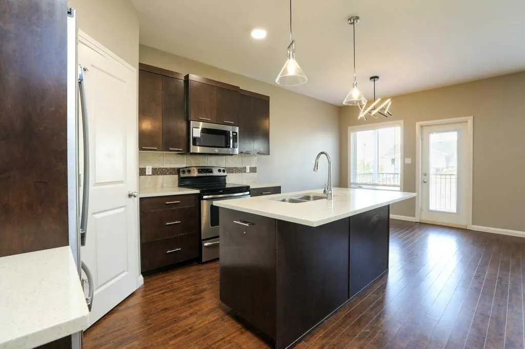 59 Lasalle Road W Lethbridge AB T1J5A8
