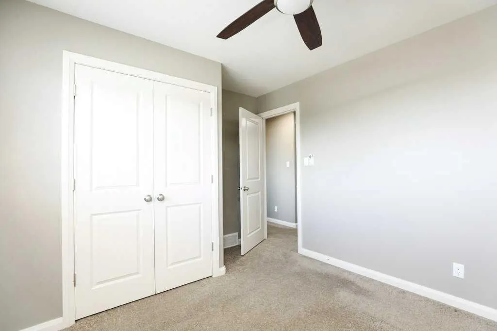 59 Lasalle Road W Lethbridge AB T1J5A8