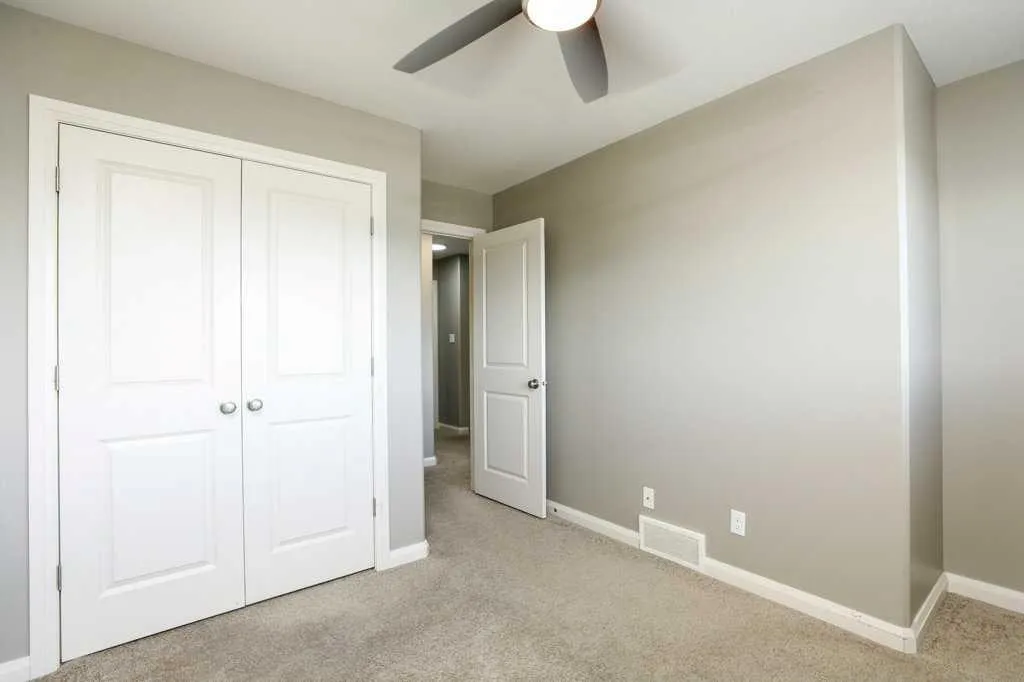 59 Lasalle Road W Lethbridge AB T1J5A8