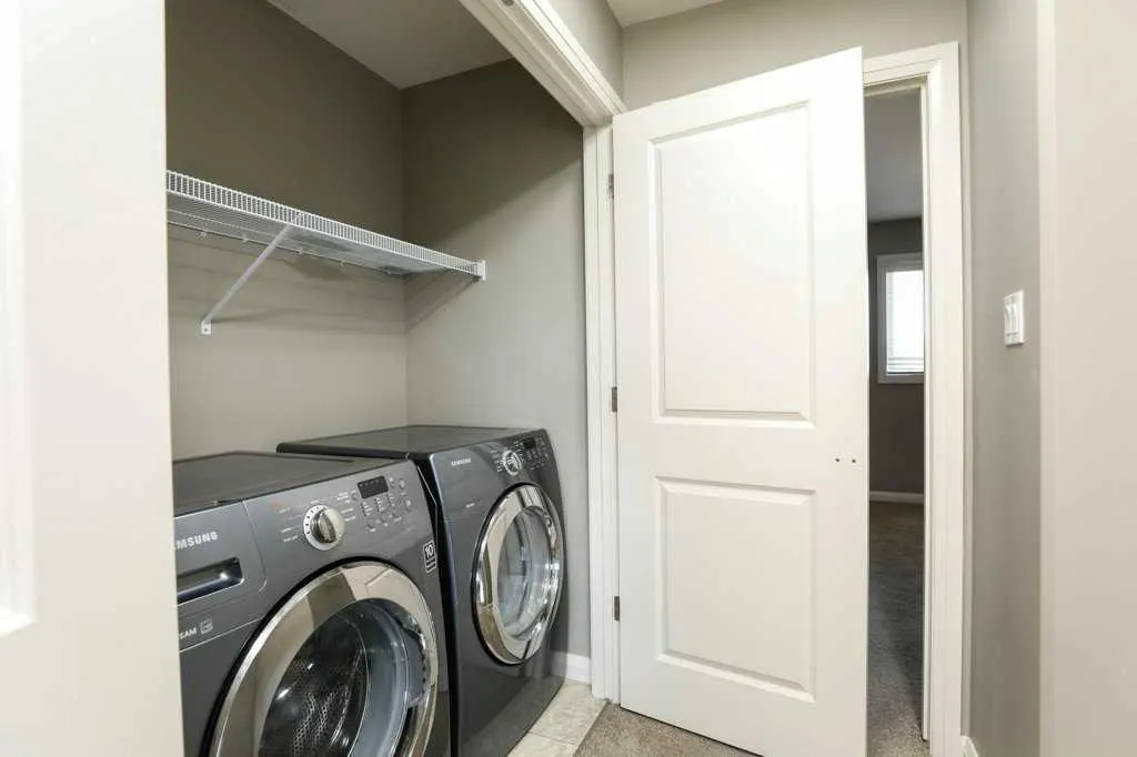 59 Lasalle Road W Lethbridge AB T1J5A8