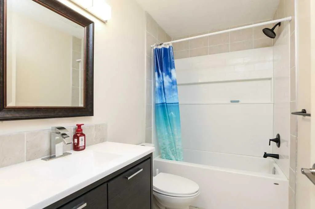 59 Lasalle Road W Lethbridge AB T1J5A8
