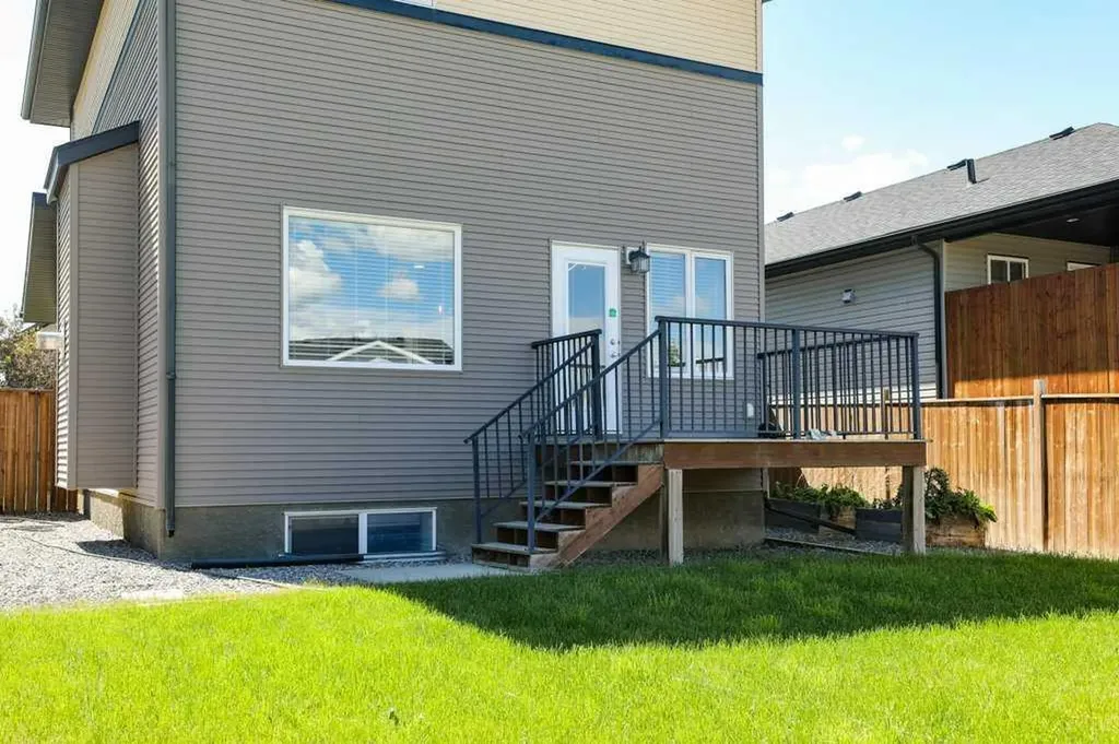 59 Lasalle Road W Lethbridge AB T1J5A8