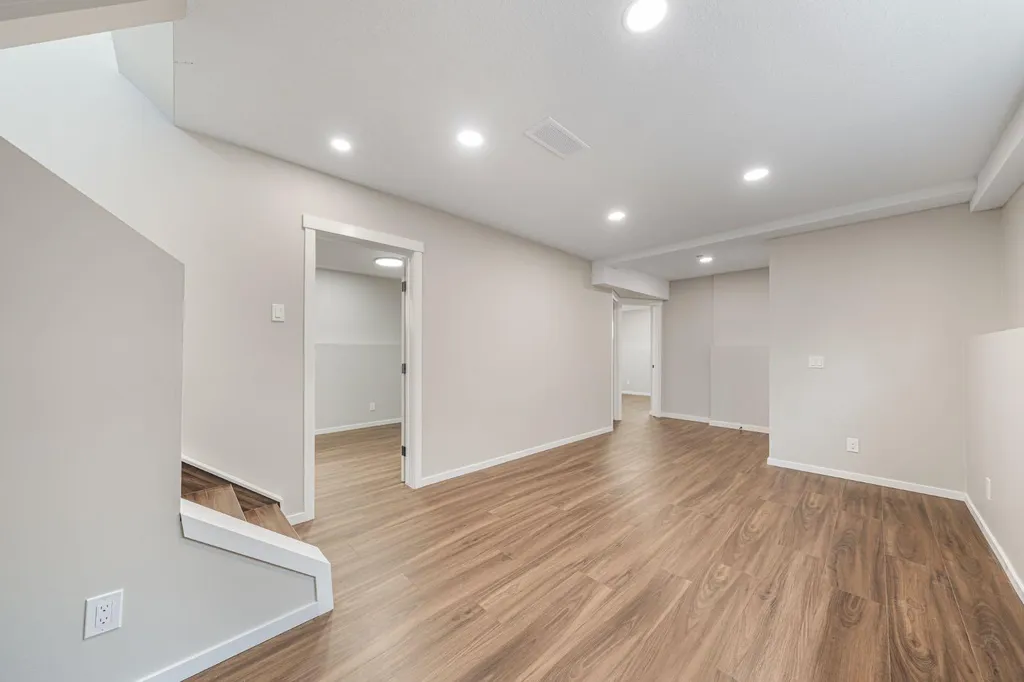 190 Coverdale Road NE Calgary AB T3K4J7