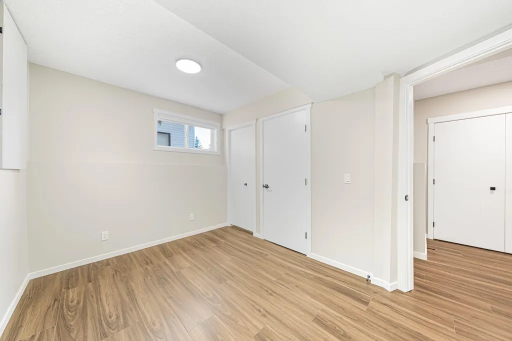 190 Coverdale Road NE Calgary AB T3K4J7