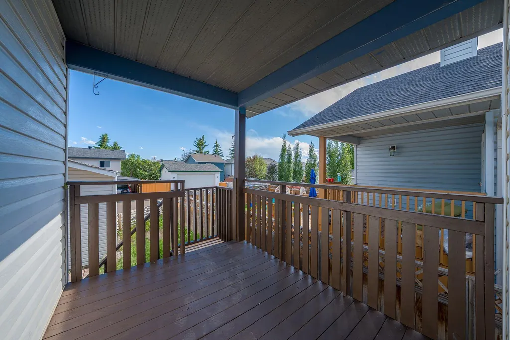 190 Coverdale Road NE Calgary AB T3K4J7