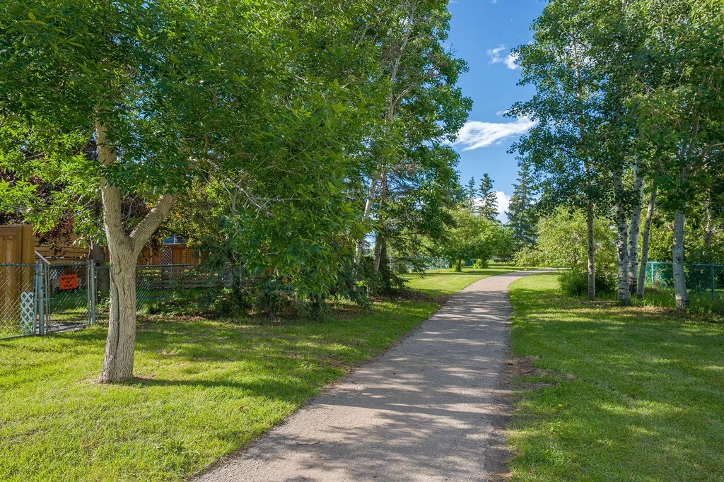 190 Coverdale Road NE Calgary AB T3K4J7