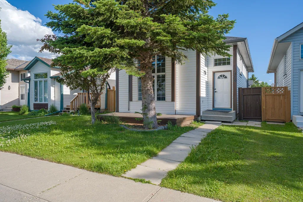 190 Coverdale Road NE Calgary AB T3K4J7