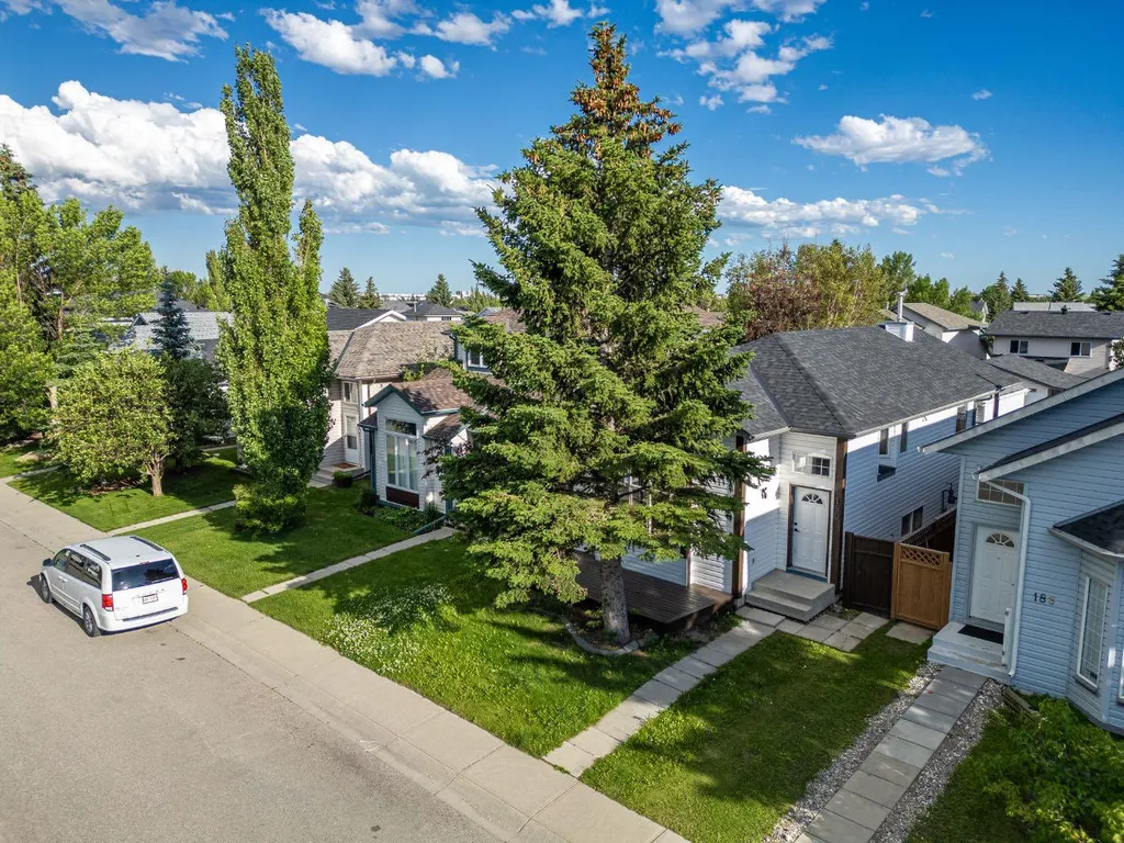 190 Coverdale Road NE Calgary AB T3K4J7