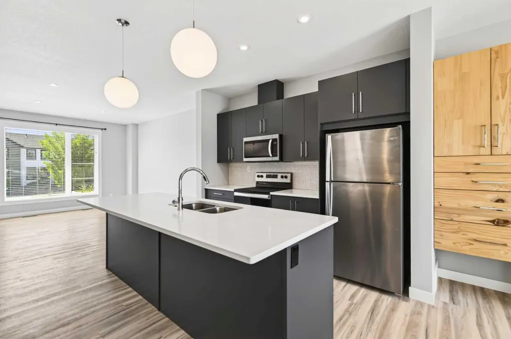 36 Evergreen Way Red Deer AB T4P 3E5
