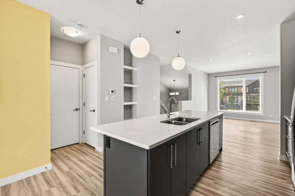 36 Evergreen Way Red Deer AB T4P 3E5
