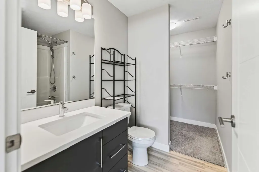36 Evergreen Way Red Deer AB T4P 3E5