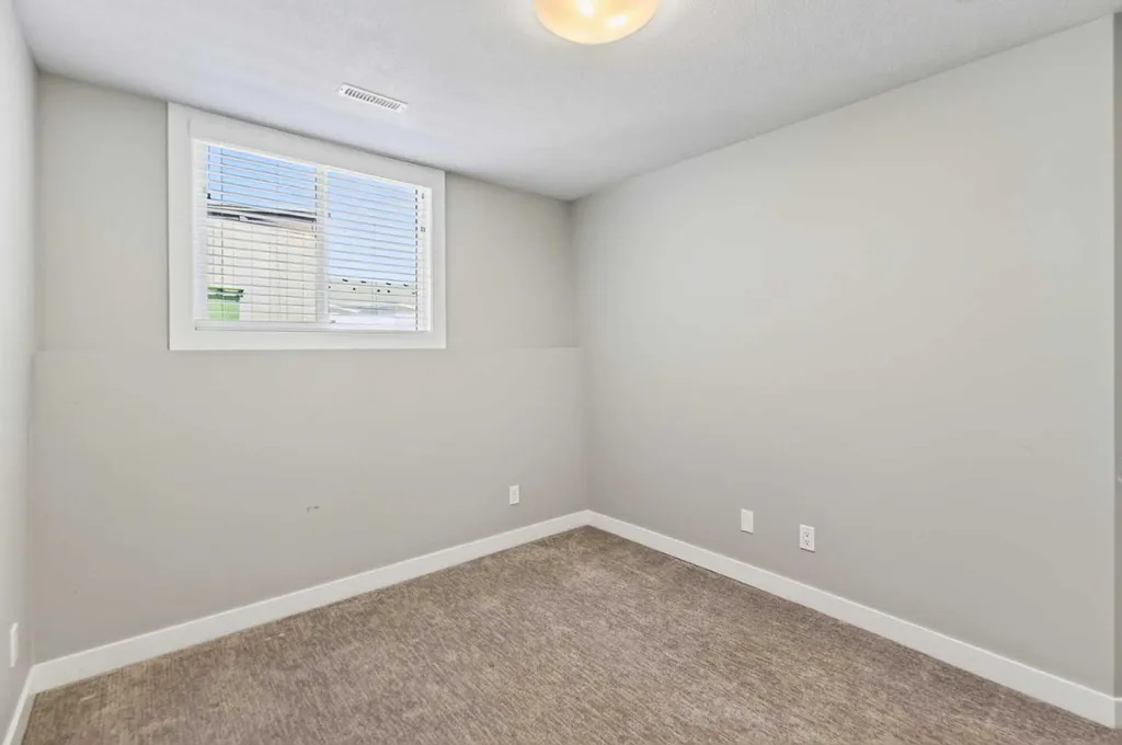 36 Evergreen Way Red Deer AB T4P 3E5