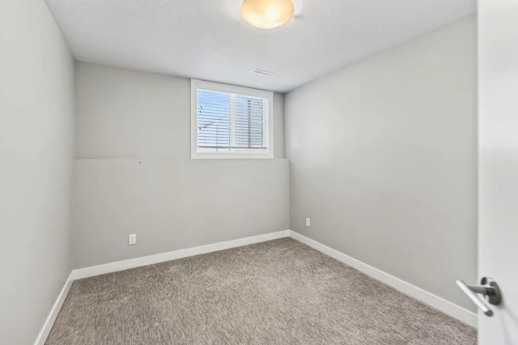 36 Evergreen Way Red Deer AB T4P 3E5