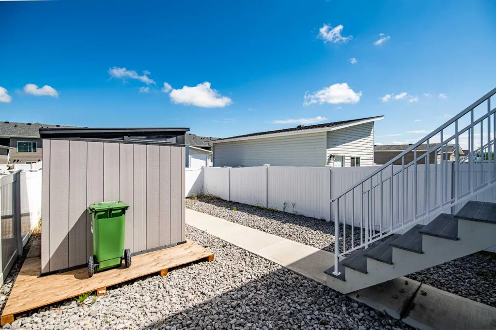 36 Evergreen Way Red Deer AB T4P 3E5