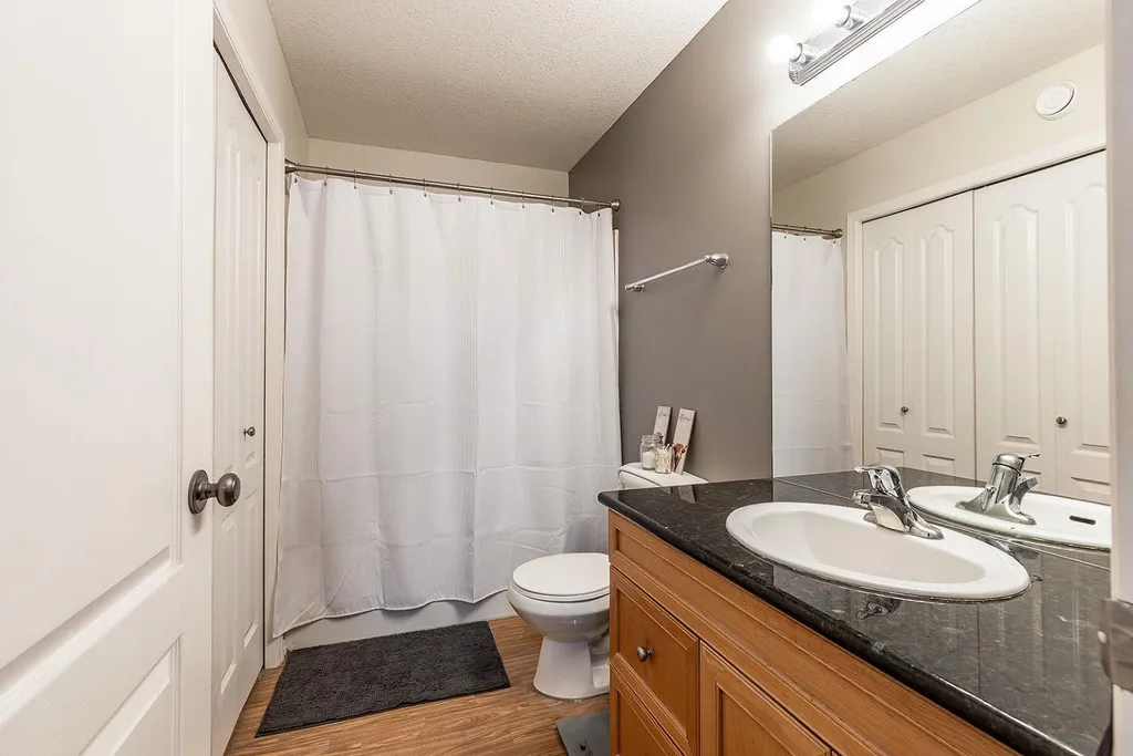 328 Northlands Pointe NE Medicine Hat AB T1C0C1