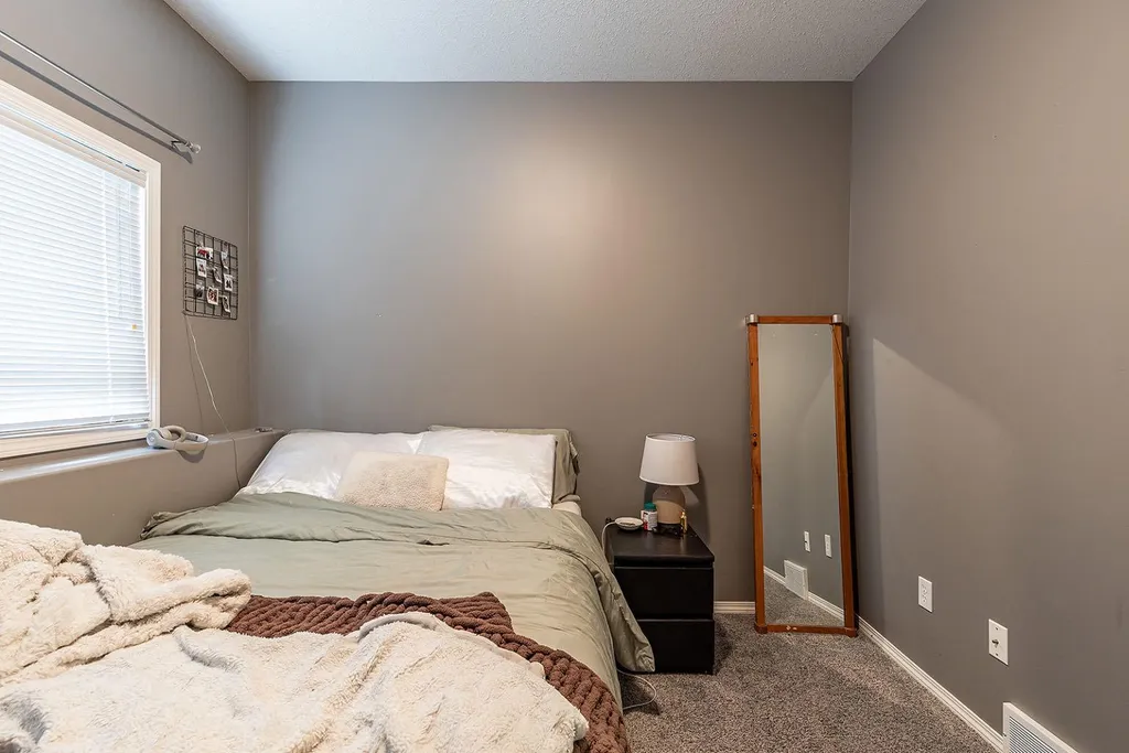 328 Northlands Pointe NE Medicine Hat AB T1C0C1