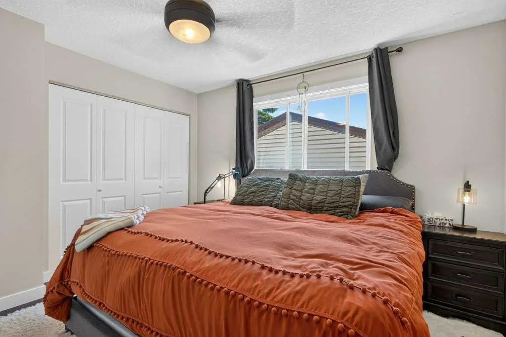 20 Mckinley Road SE Calgary AB T2Z1T6