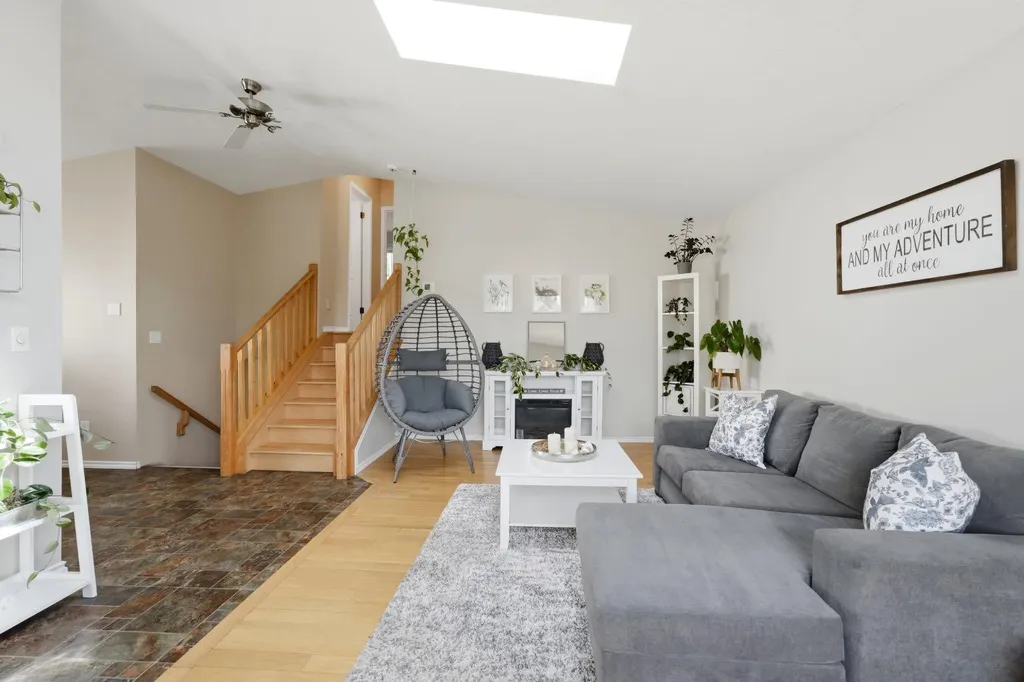 5 Everitt Crescent Red Deer AB T4R 1Y7