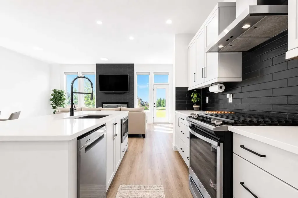 267 Belmont Heath SW Calgary AB T2X 4N3