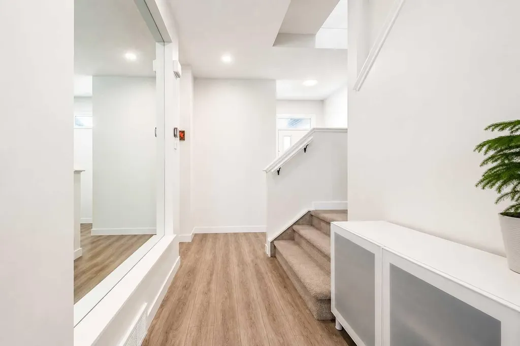 267 Belmont Heath SW Calgary AB T2X 4N3