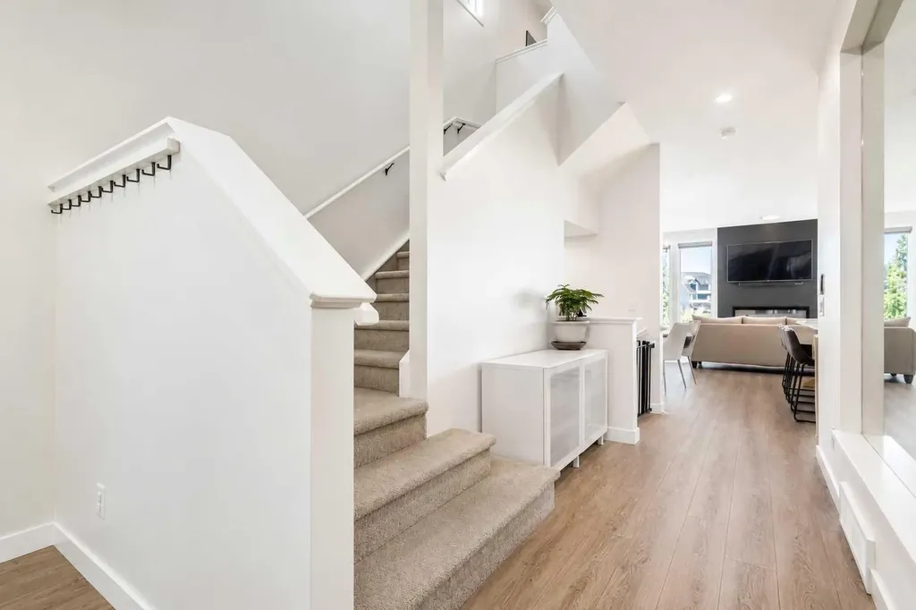 267 Belmont Heath SW Calgary AB T2X 4N3