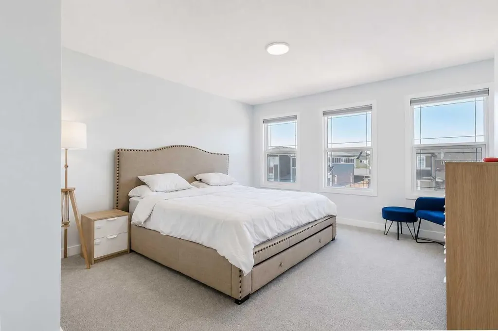 267 Belmont Heath SW Calgary AB T2X 4N3