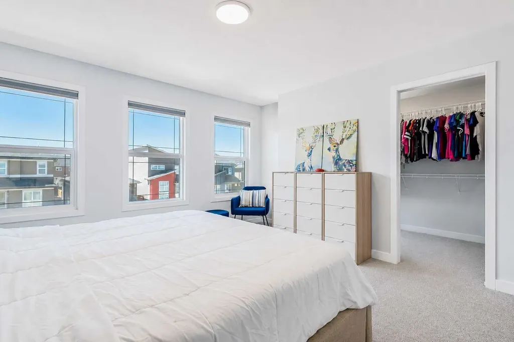 267 Belmont Heath SW Calgary AB T2X 4N3