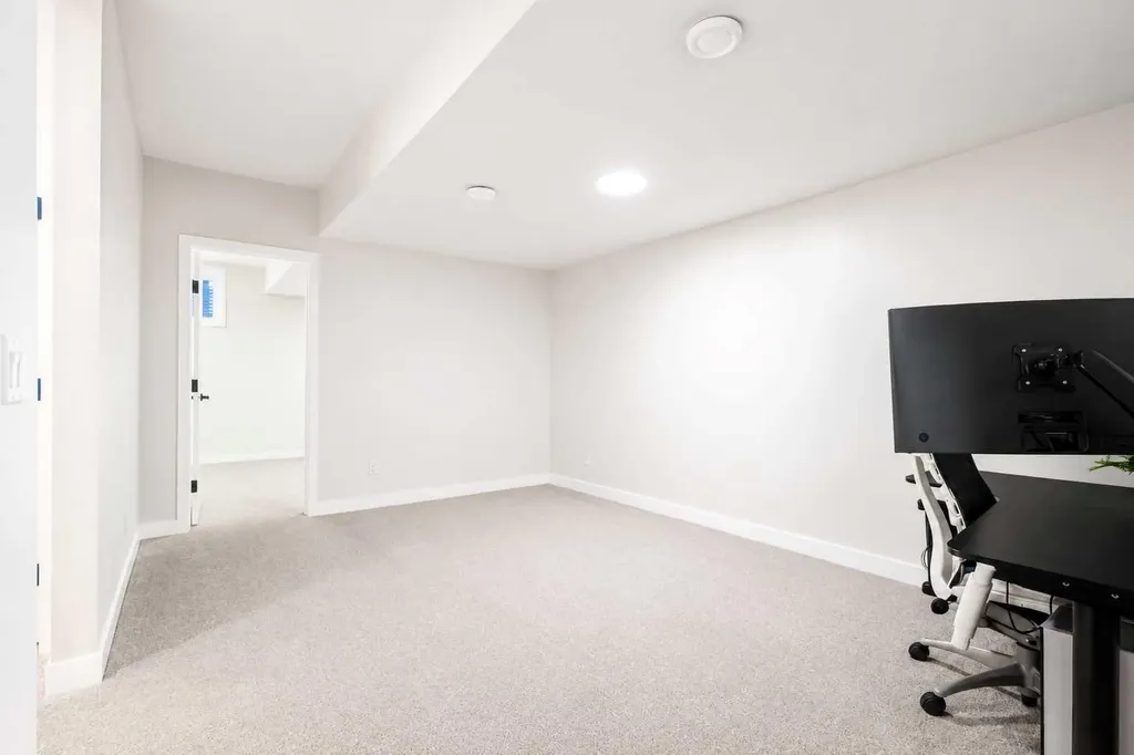 267 Belmont Heath SW Calgary AB T2X 4N3