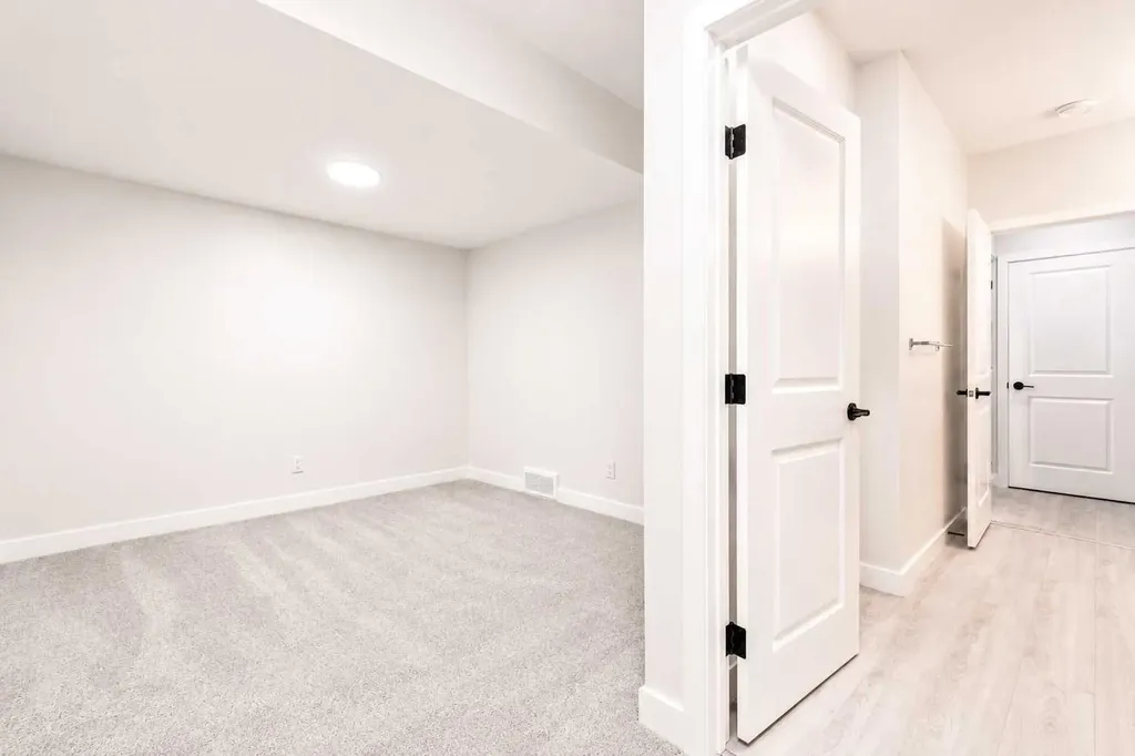 267 Belmont Heath SW Calgary AB T2X 4N3