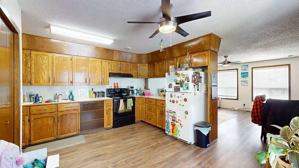 1145 & 1147 Yuill Street SE Medicine Hat AB T1A0Z4