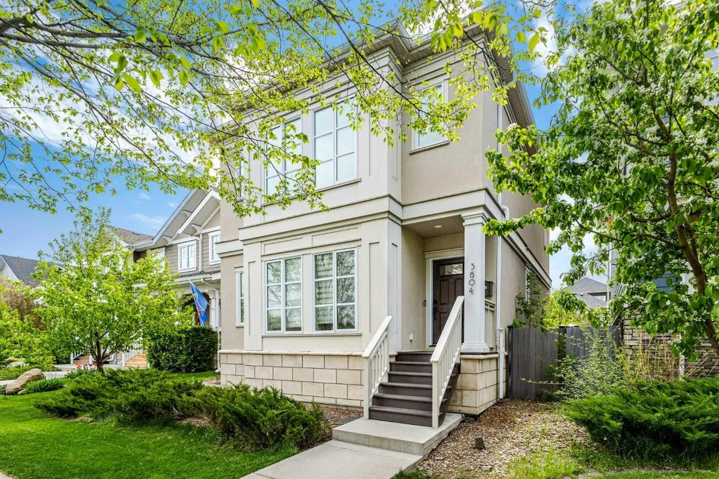 3804 Sarcee Road SW Calgary AB T3E 7W9