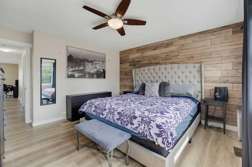 145 Sunset Manor Cochrane AB T4C 0N2