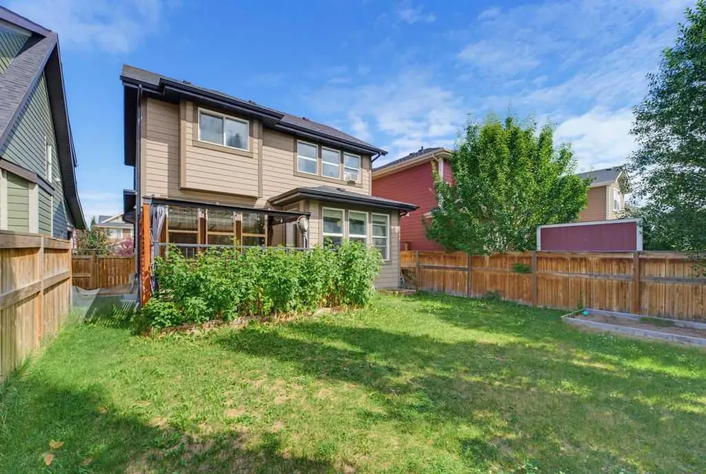 145 Sunset Manor Cochrane AB T4C 0N2