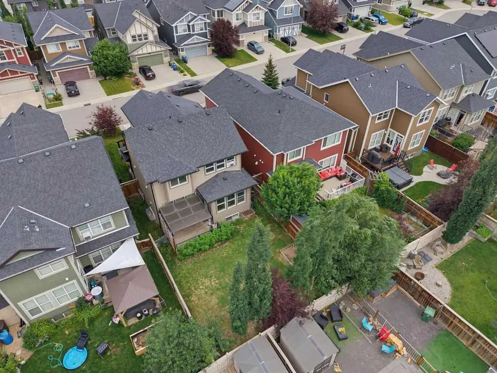 145 Sunset Manor Cochrane AB T4C 0N2