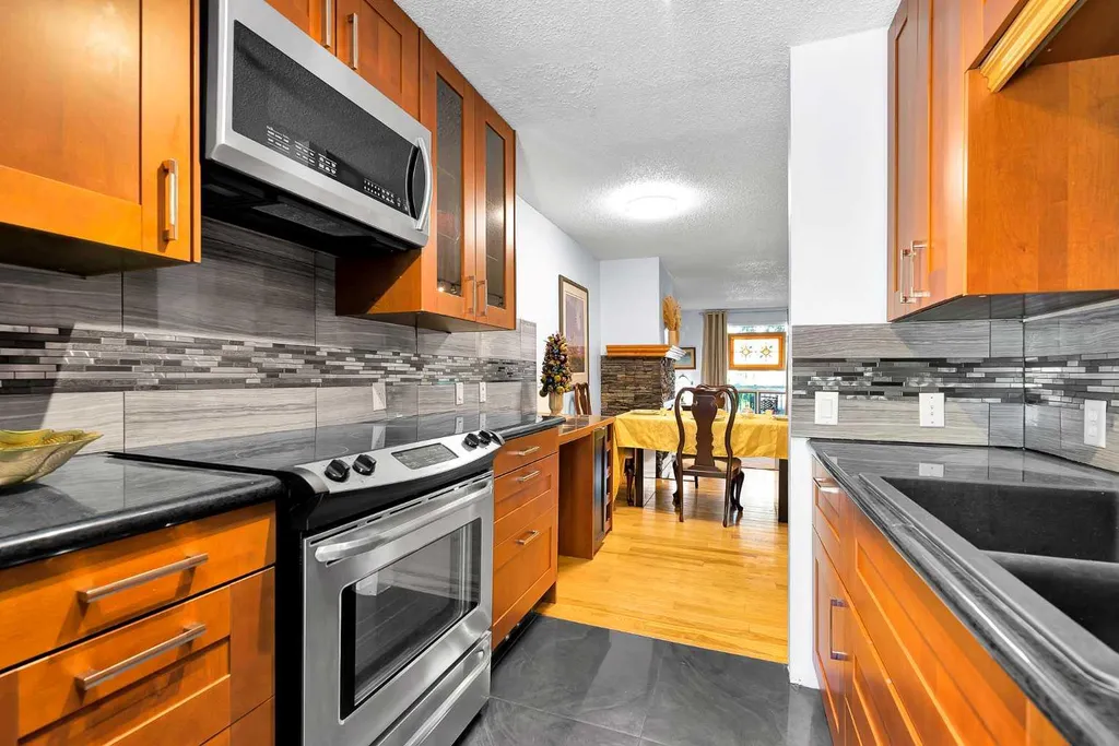 1515 23 Avenue SW Calgary AB T2T0T8
