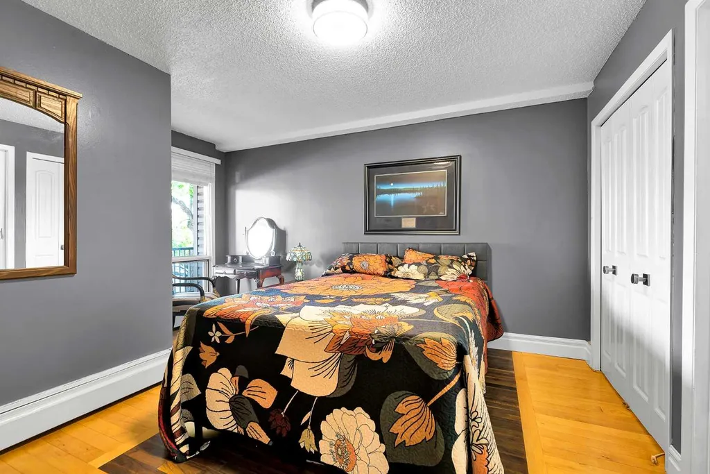 1515 23 Avenue SW Calgary AB T2T0T8