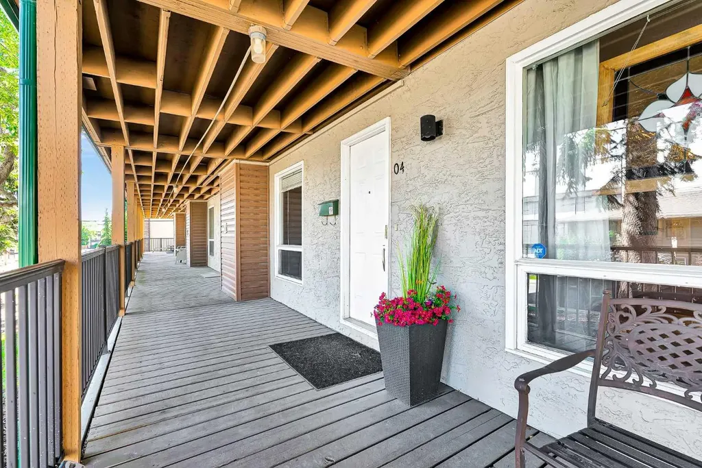 1515 23 Avenue SW Calgary AB T2T0T8
