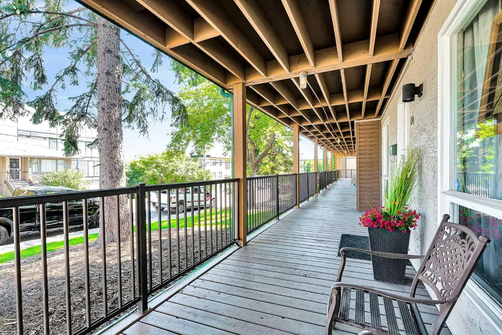 1515 23 Avenue SW Calgary AB T2T0T8