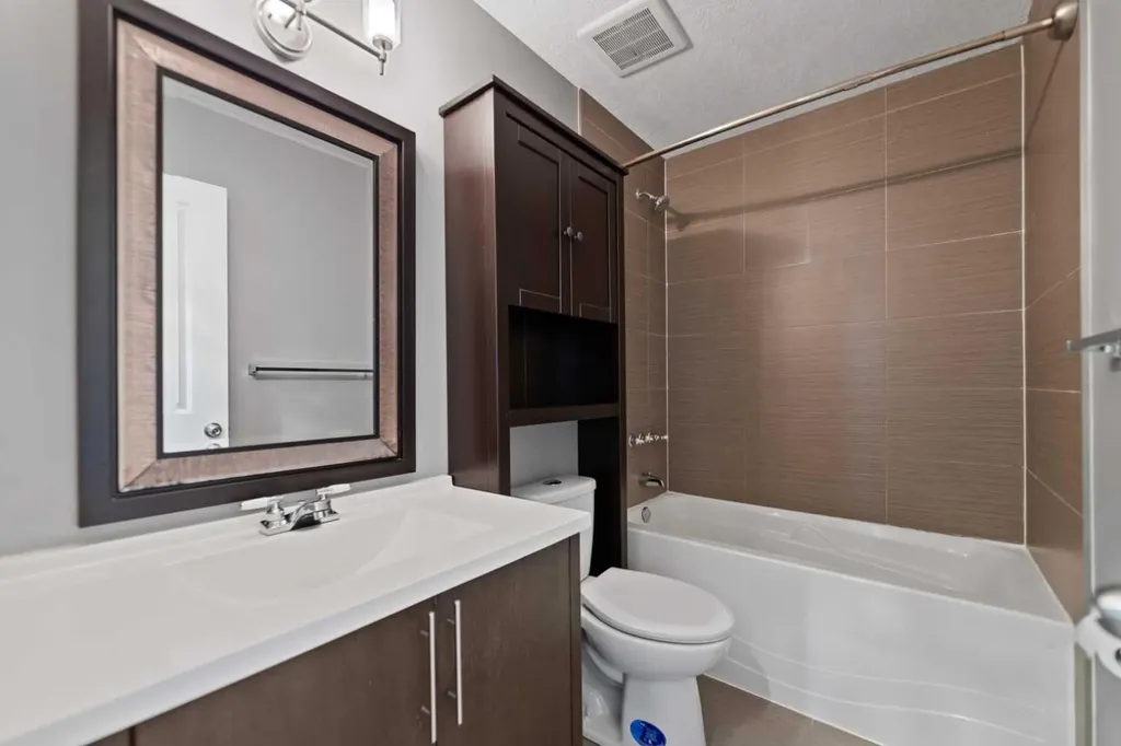 136 Maitland Drive NE Calgary AB T2A 5A5