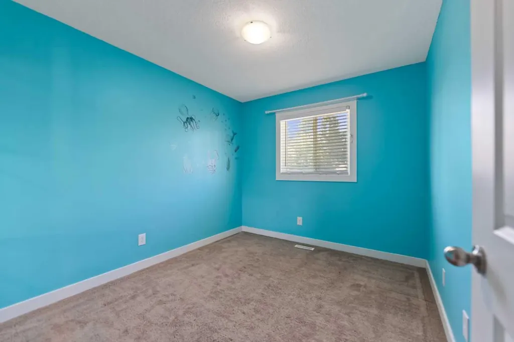 136 Maitland Drive NE Calgary AB T2A 5A5