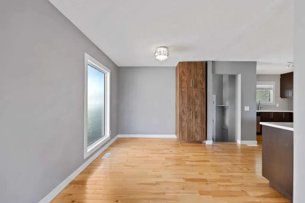 136 Maitland Drive NE Calgary AB T2A 5A5