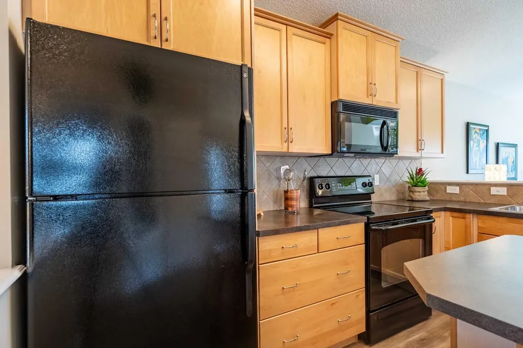 71 Copperfield Rise SE Calgary AB t2z 4v1