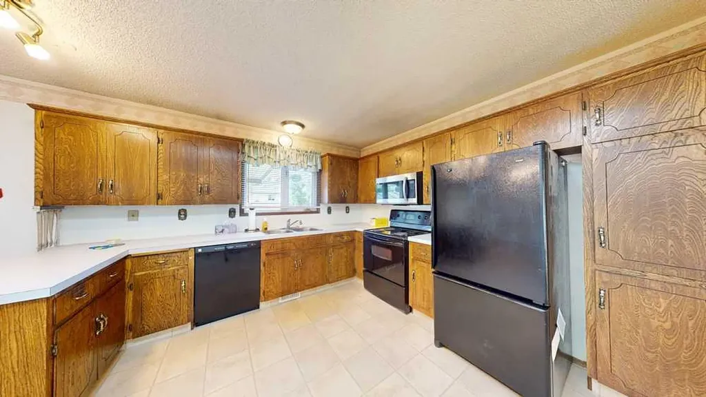 89 East Glen Drive SE Medicine Hat AB T1B 2Z7