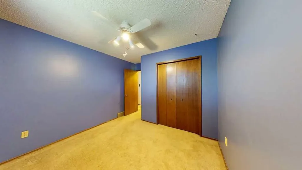 89 East Glen Drive SE Medicine Hat AB T1B 2Z7