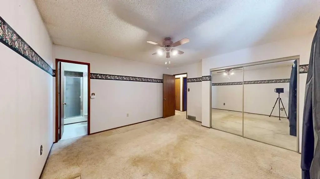 89 East Glen Drive SE Medicine Hat AB T1B 2Z7
