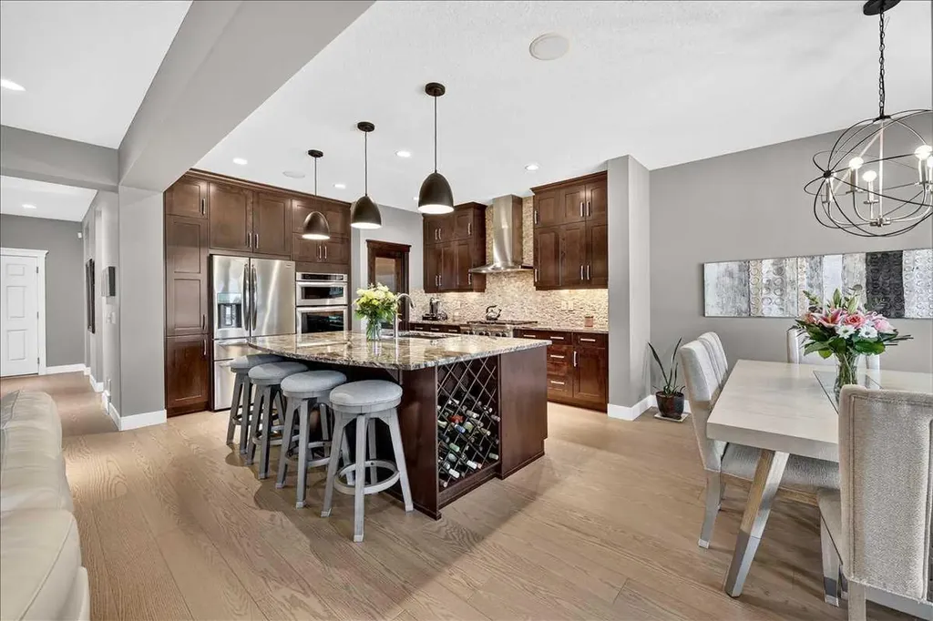 146 Valley Pointe Way NW Calgary AB T3B 6B3