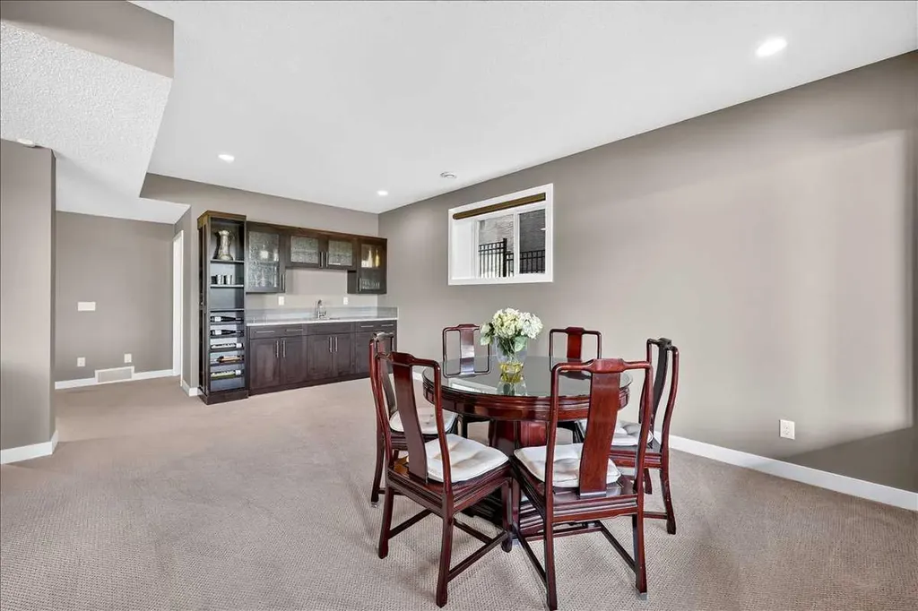 146 Valley Pointe Way NW Calgary AB T3B 6B3