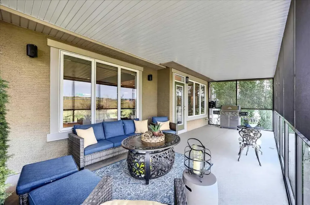 146 Valley Pointe Way NW Calgary AB T3B 6B3