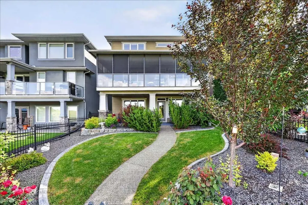 146 Valley Pointe Way NW Calgary AB T3B 6B3